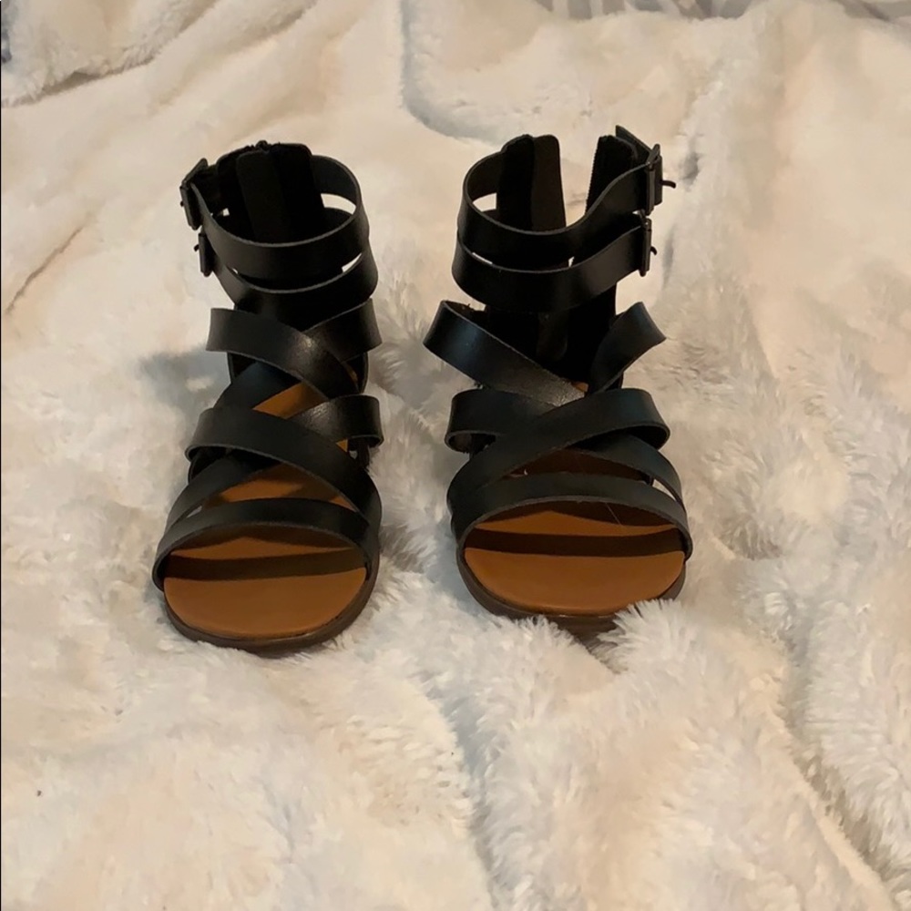 Black sandals
